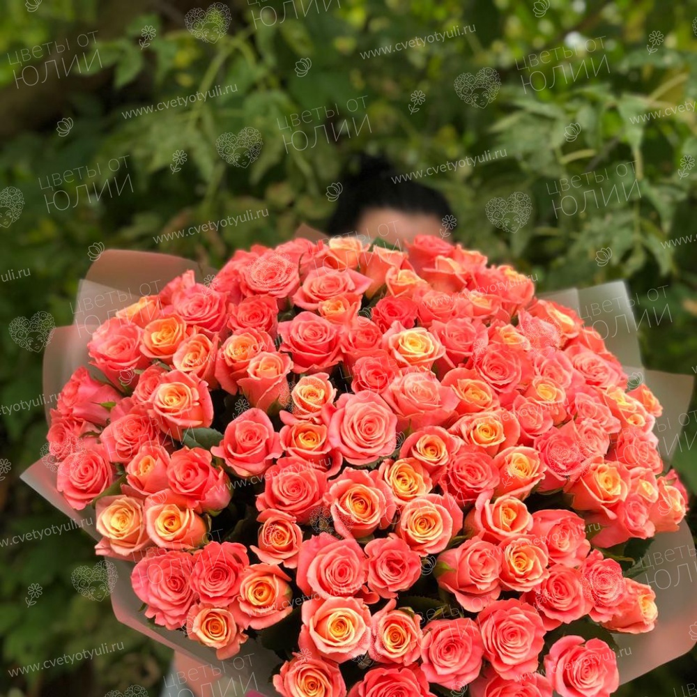 Букет из 101 персиковой розы