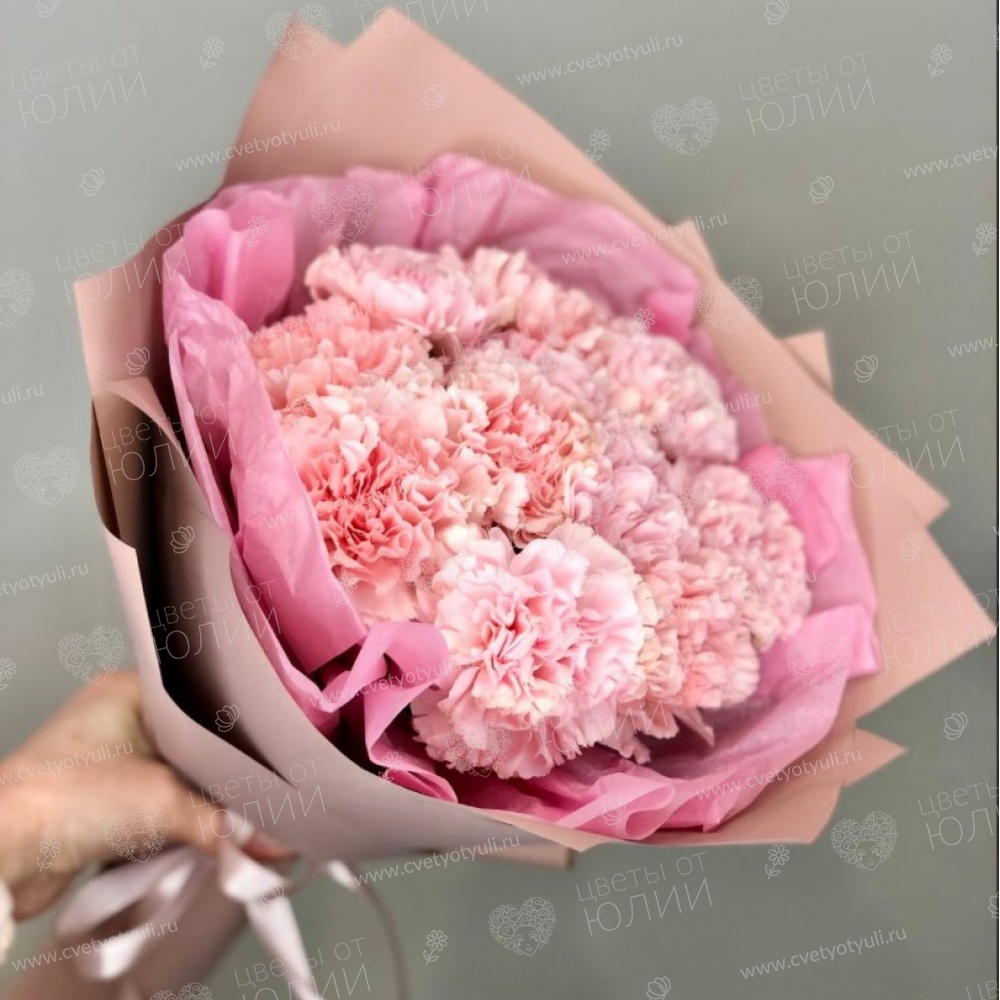 Букет из 11 розовых гвоздик