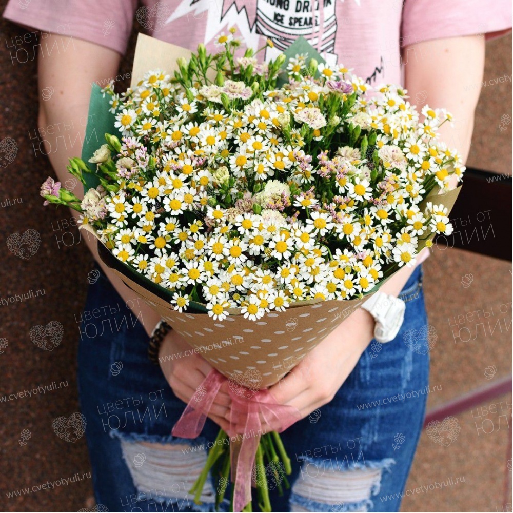 Букет из 11 веток танацетума