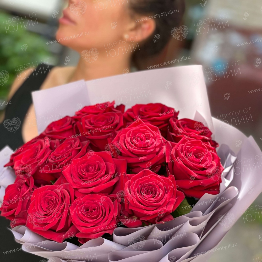 Букет из 15 красных роз 50 см