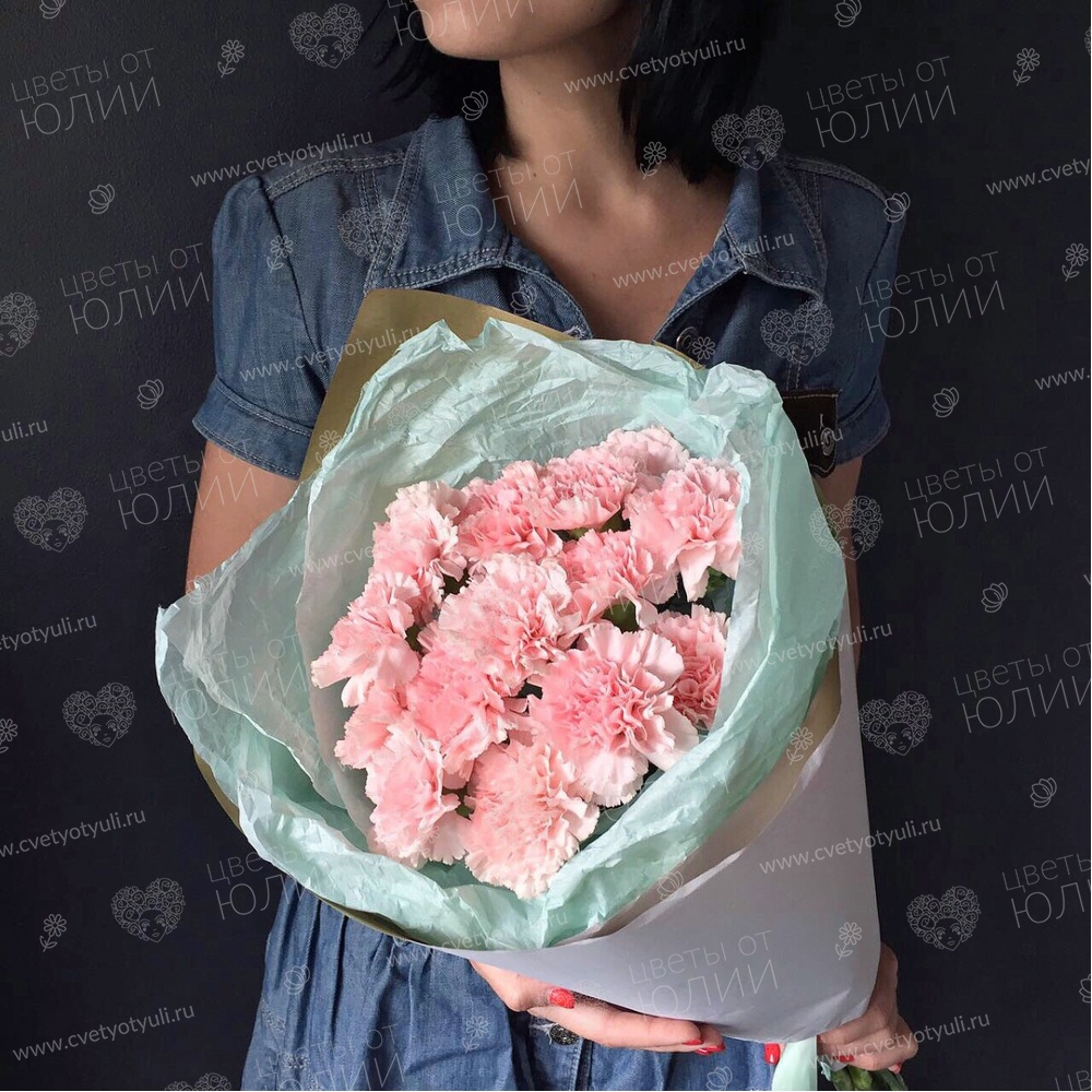 Букет из 15 розовых гвоздик