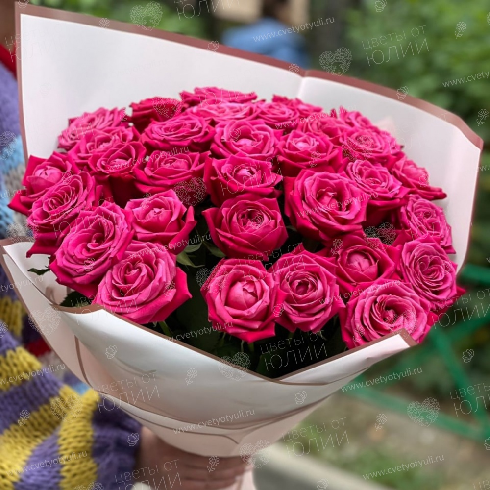 Букет из 31 розовой розы 50см
