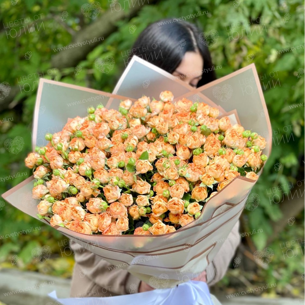 Букет из 51 кустовой розы 70 см