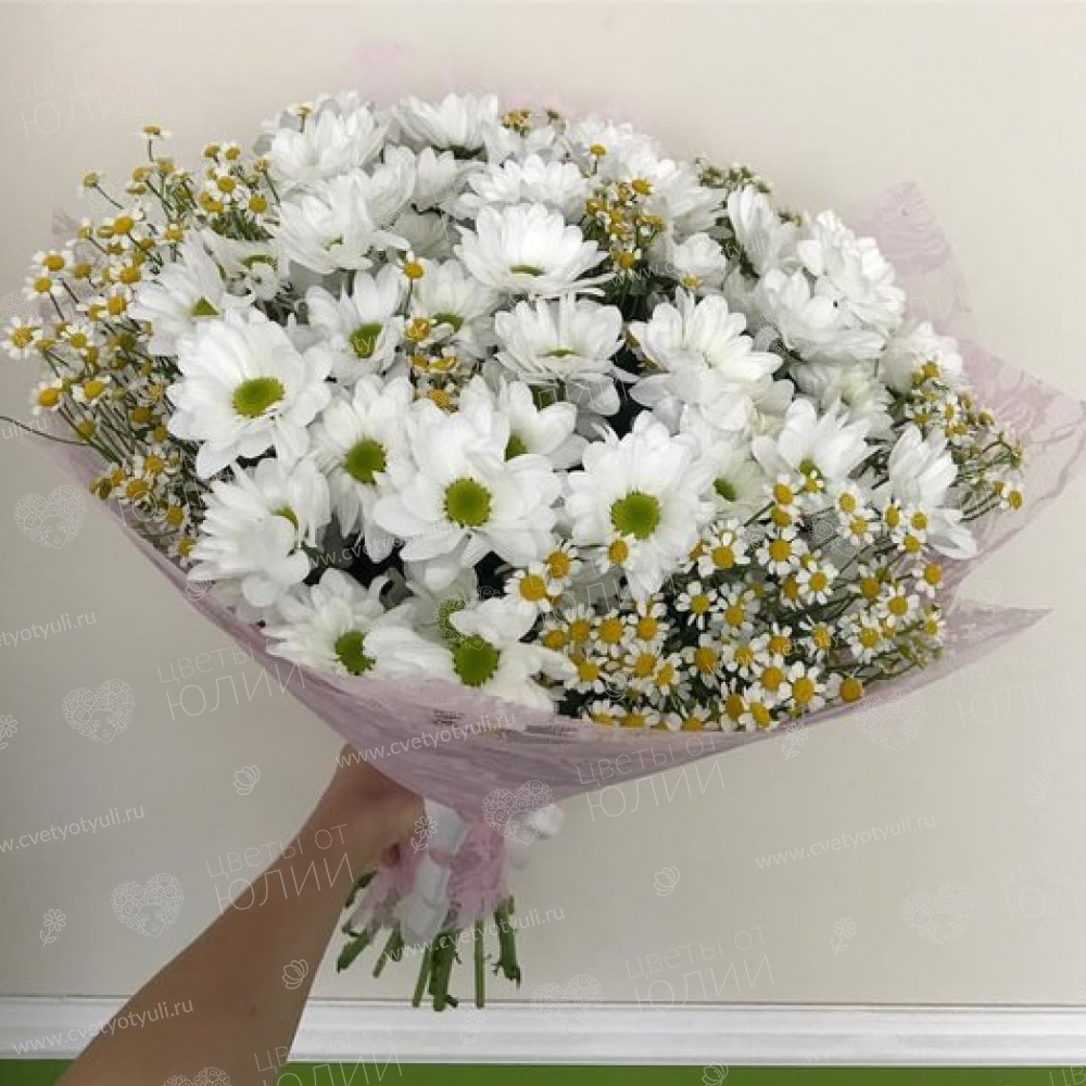 Букет из хризантем и ромашек Ромашковый рай