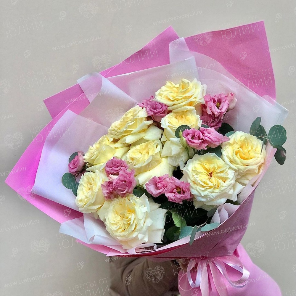 Букет из роз и эустомы Нелли