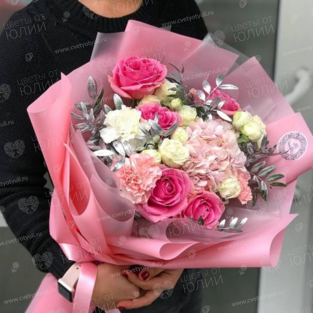 Букет из роз и гортензий Для моей королевы