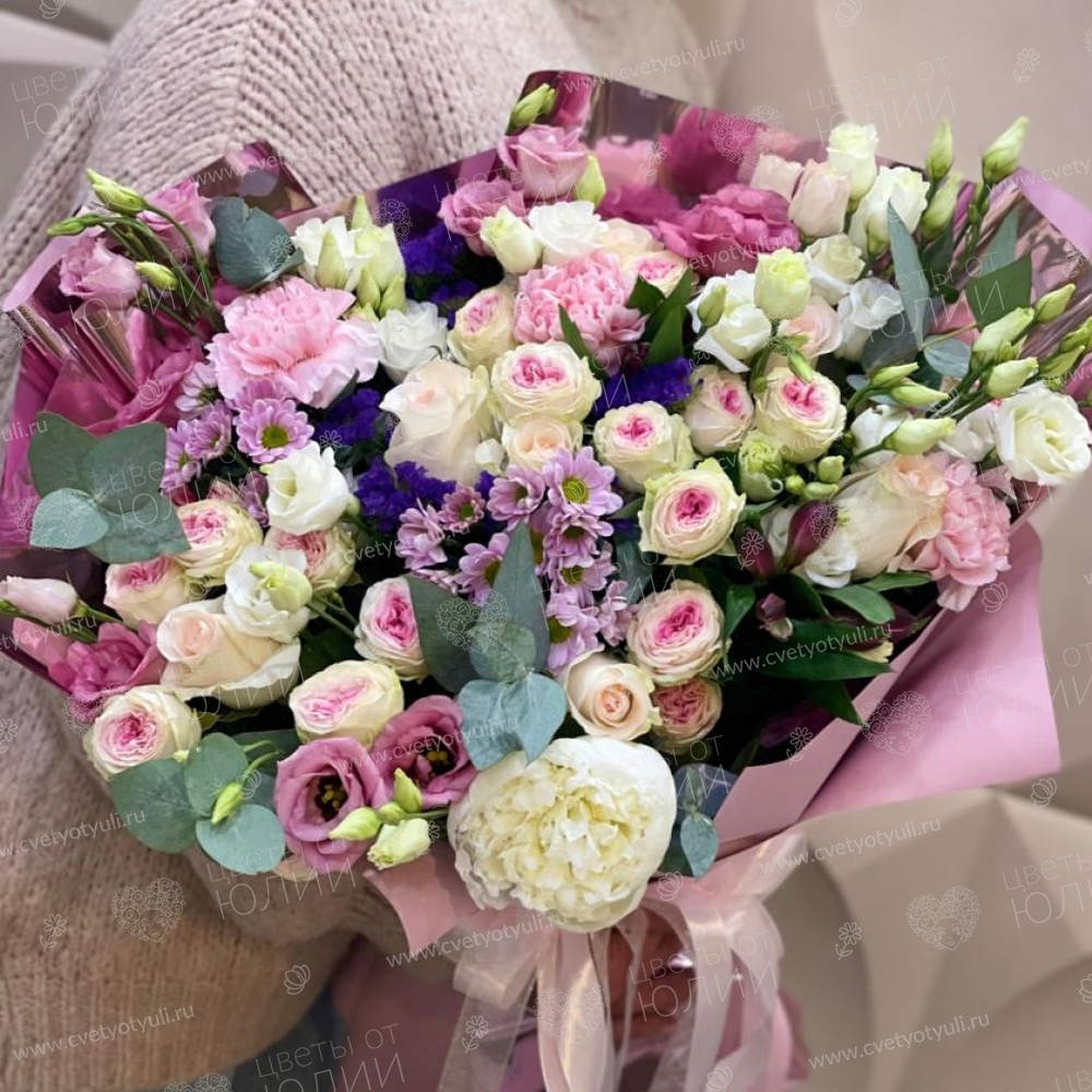 Букет из роз и хризантем Венесуэла