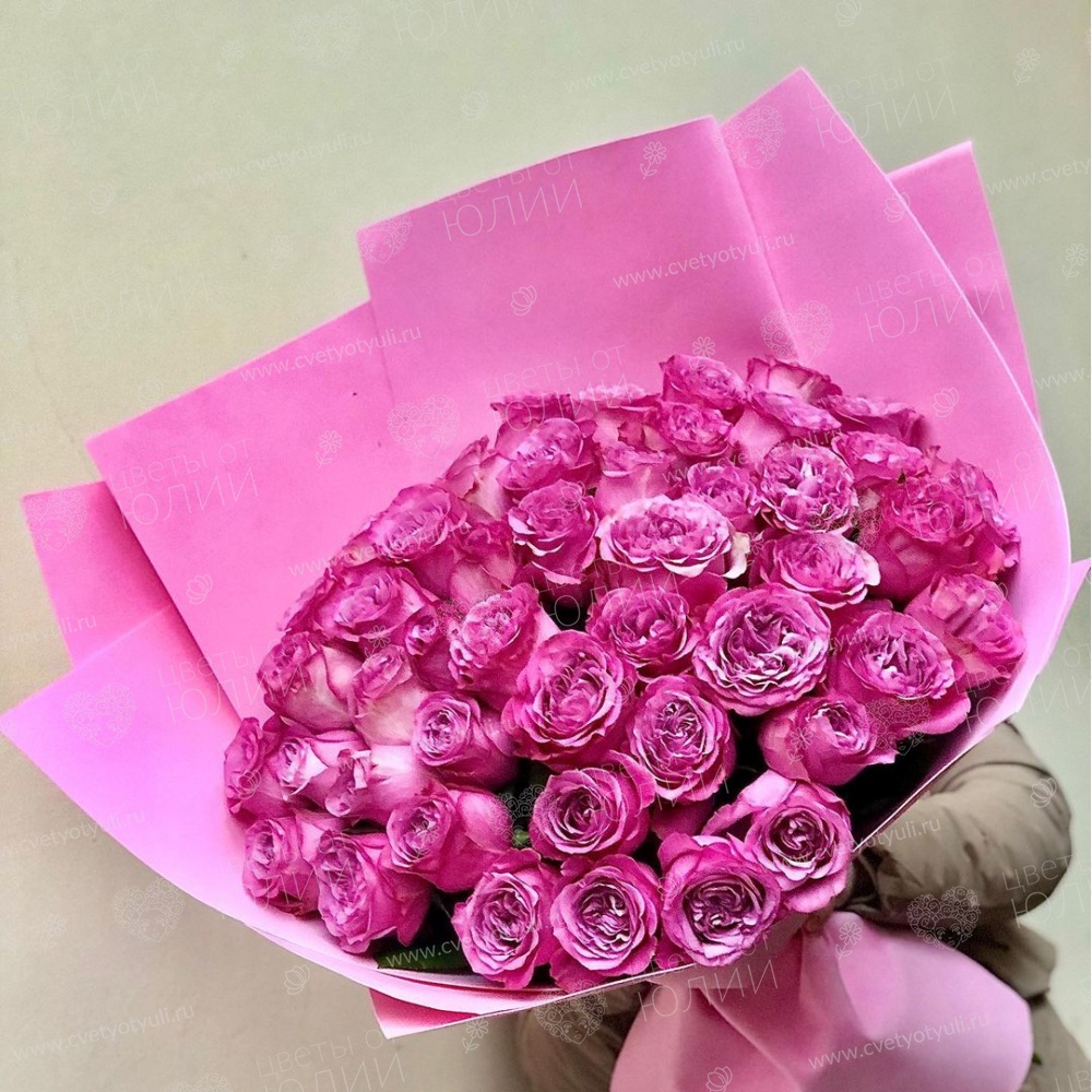 Букет из розовых пионовидных роз Дианта