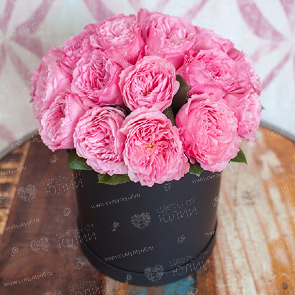 Коробка из 21 пионовидной розы Очарование