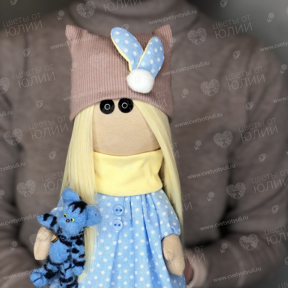 Кукла-тильда ручной работы "Девочка с котом"