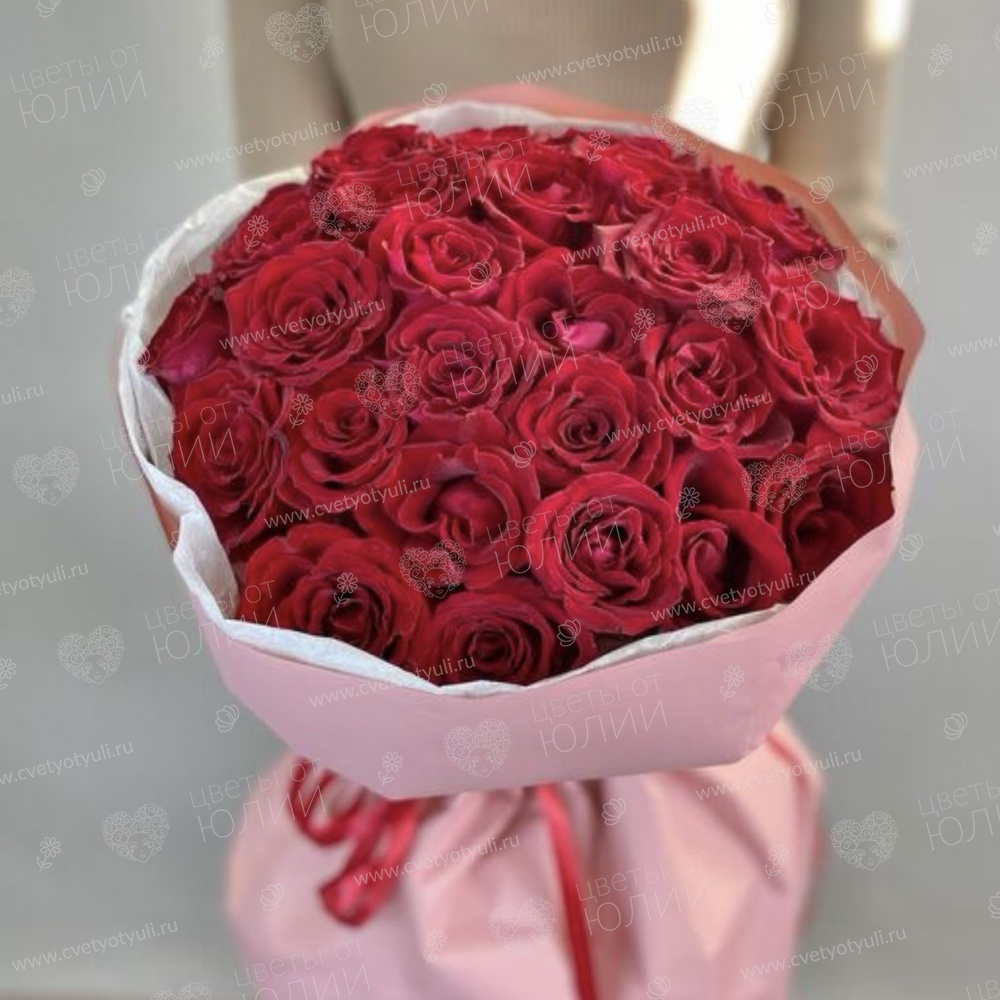 Букет из 25 розы местной