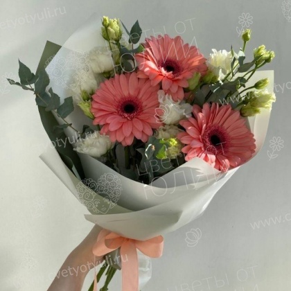 Сборный букет с герберами