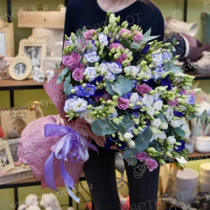 Букет из 101 эустомы