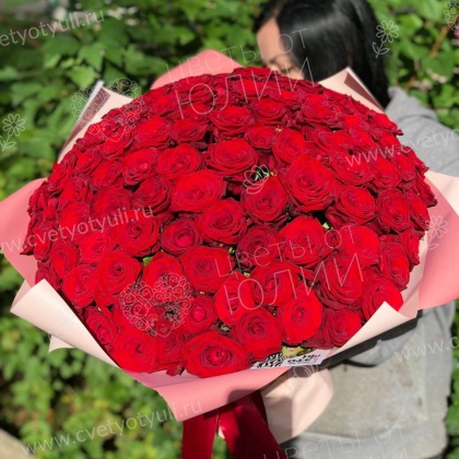 Букет из 101 красной розы