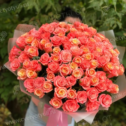 Букет из 101 персиковой розы