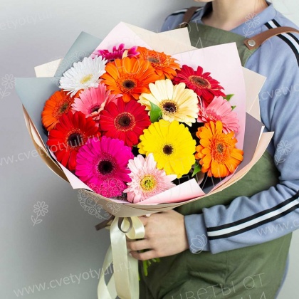 Букет из 15 гербер