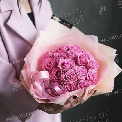 Букет из 15 роз Помадка