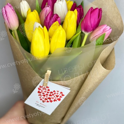 Букет из 15 тюльпанов микс