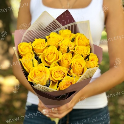 Букет из 15 желтых роз 50 см