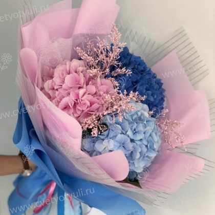 Букет из 3 гортензий микс