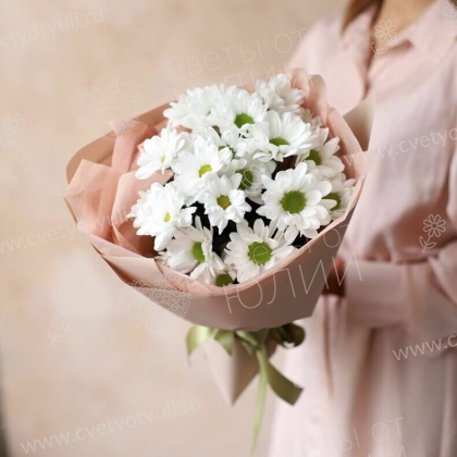 Букет из 3 кустовых хризантем