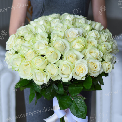 Букет из 51 белой розы 50 см