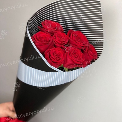 Букет из 7 красных роз Танго