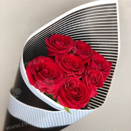 Букет из 7 красных роз Танго