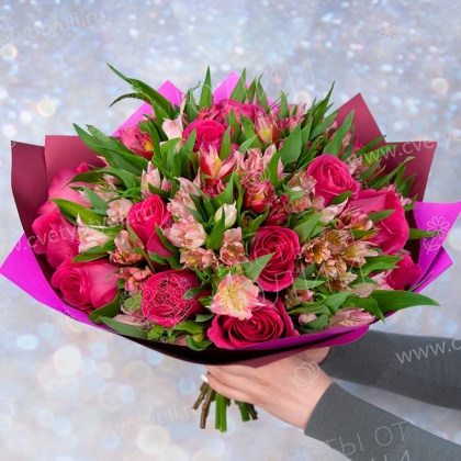 Букет из роз и альстромерий Буря эмоций