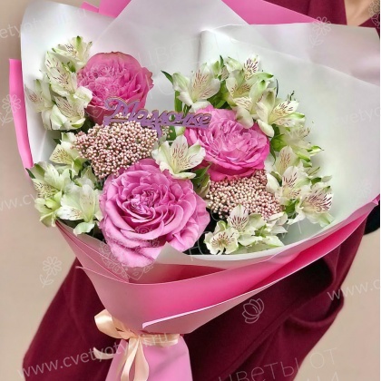Букет из роз и альстромерий Мелита
