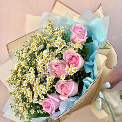 Букет из роз и ромашек Велерия
