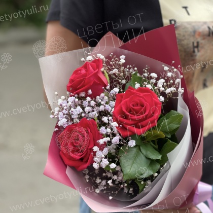Букет из роз Рубин