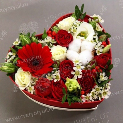 Коробка гербер и роз Признание