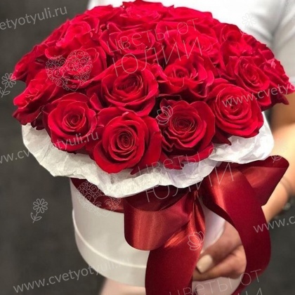 Коробка из 21 роза эквадор