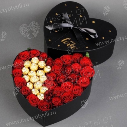 Коробка из 31 розы Ферерро