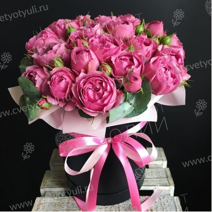 Коробка из пионовидных роз Для самой нежной