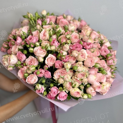 Букет из 39 розы кустовой пионовидной 70 см