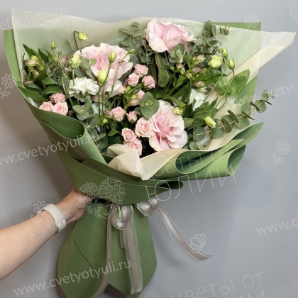 Букет сборный "Розовый оазис"