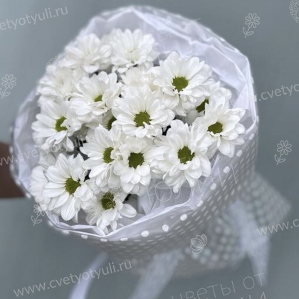 Букет из 3 кустовых хризантем