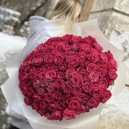 Букет из 101 красной местной розы