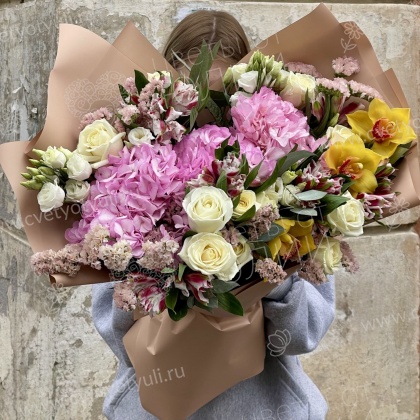 Праздничный букет