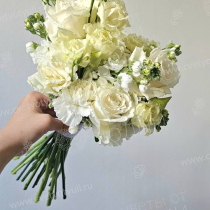Букет невесты белый